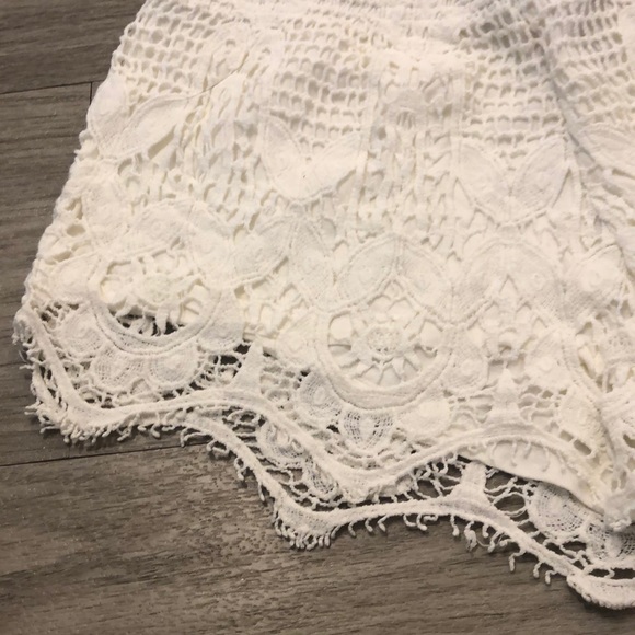 Express white knit lace shorts - Picture 4 of 4